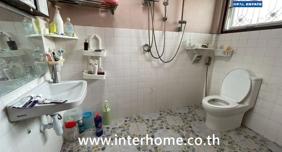 For sale 5 bedrooms house in Bang Khen, Bangkok