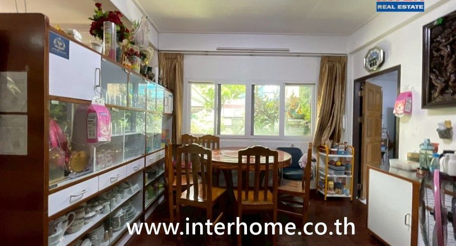For sale 5 bedrooms house in Bang Khen, Bangkok