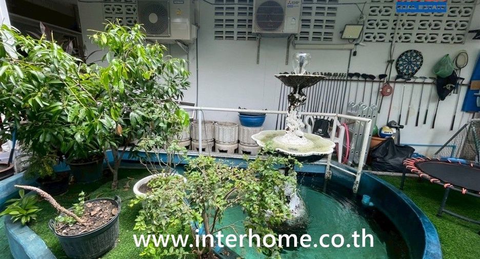 For sale 5 bedrooms house in Bang Khen, Bangkok