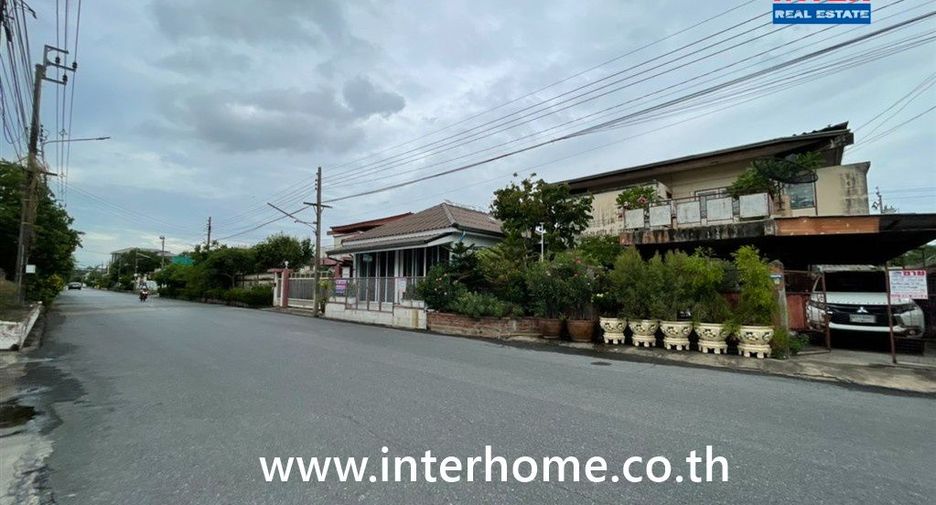 For sale 5 bedrooms house in Bang Khen, Bangkok