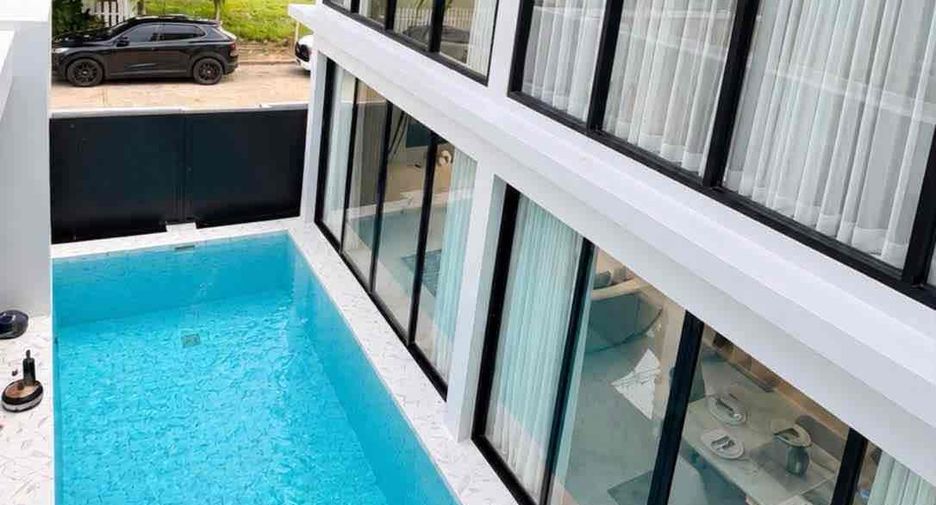 À vendre et à louer 5 chambres villa à Bang Lamung, Chonburi