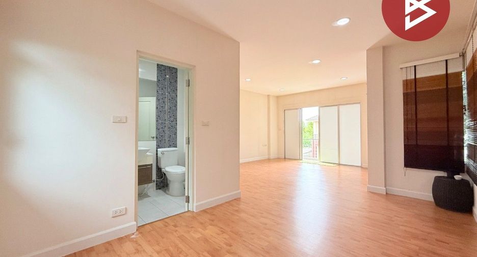 For sale 3 bedrooms house in Chom Thong, Bangkok
