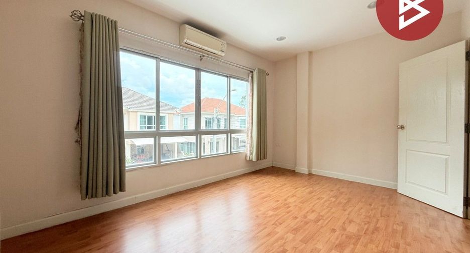 For sale 3 bedrooms house in Chom Thong, Bangkok