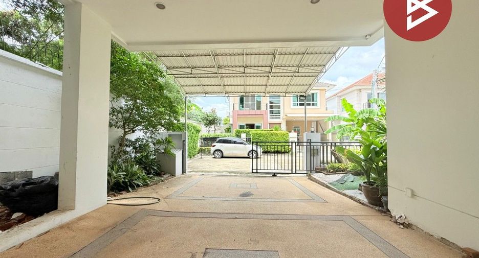 For sale 3 bedrooms house in Chom Thong, Bangkok