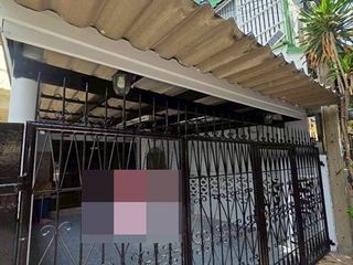 For rent 2 bedrooms townhouse in Phra Khanong, Bangkok