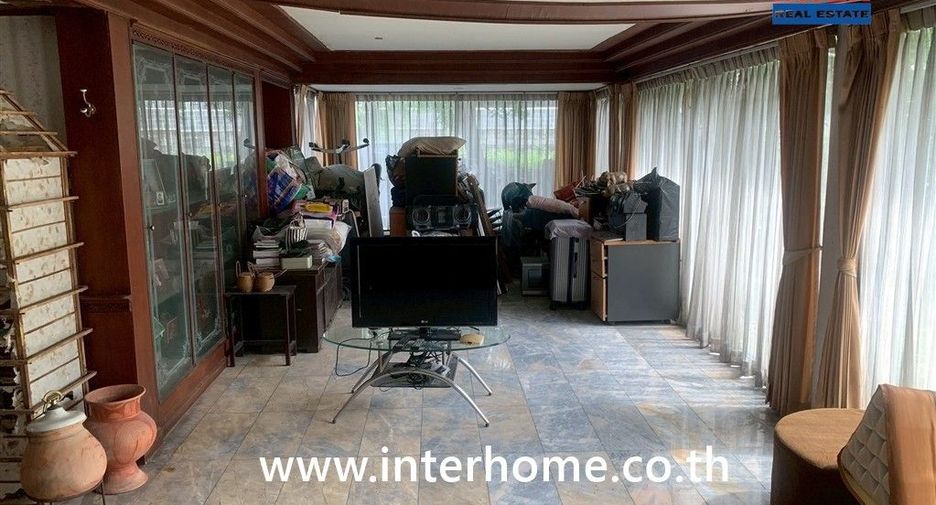 Terreno en venta en Bueng Kum, Bangkok