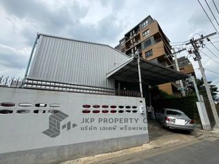 出租 仓库 在 Huai Khwang, 曼谷