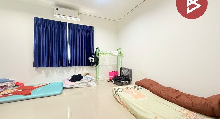 Reihenhaus zum Kauf mit 2 Zimmer in Mueang Samut Sakhon, Samut Sakhon