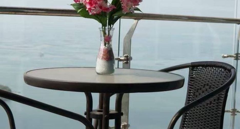 For rent 2 ベッドルーム condo in Si Racha, Chonburi