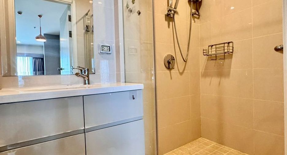 For rent 2 ベッドルーム condo in Si Racha, Chonburi