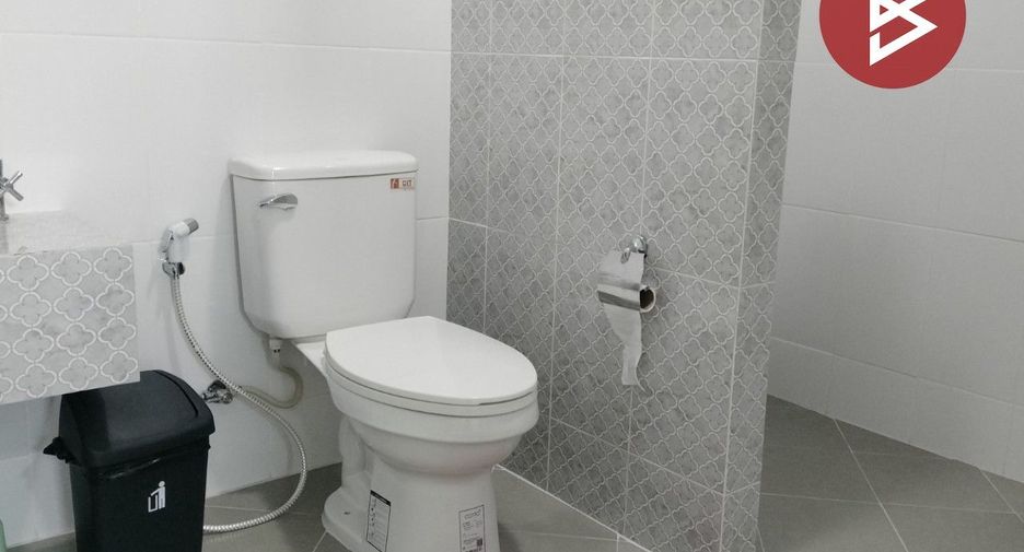 Local comercial en venta de 6 habitaciones en Mueang Phitsanulok, Phitsanulok