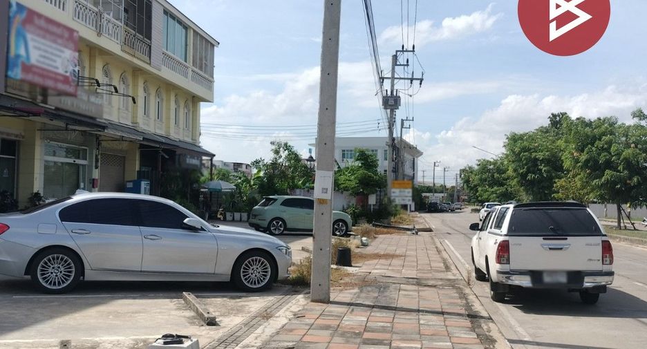 Local comercial en venta de 6 habitaciones en Mueang Phitsanulok, Phitsanulok