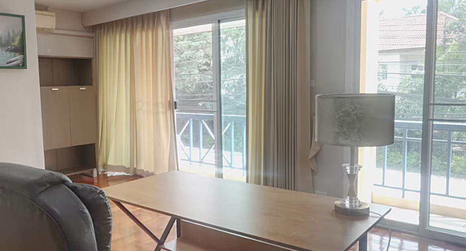 For sale 4 bedrooms townhouse in Pak Kret, Nonthaburi