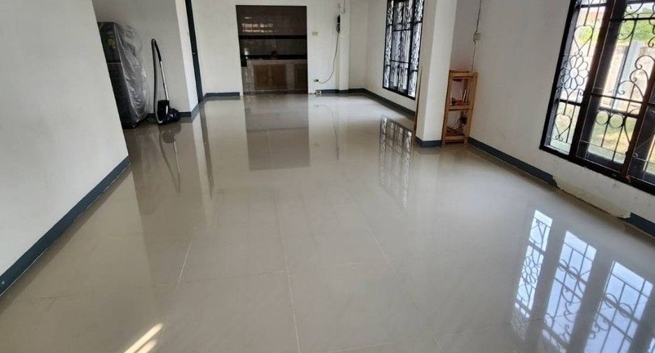 For sale 2 bedrooms townhouse in Bang Bua Thong, Nonthaburi