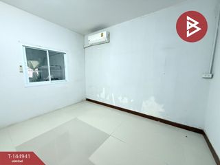 À vendre 1 chambre maison de ville à Lat Krabang, Bangkok