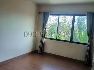 For rent 4 bedrooms townhouse in Min Buri, Bangkok