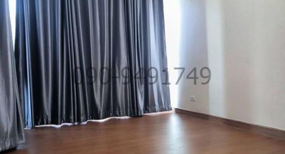 For rent 4 bedrooms townhouse in Min Buri, Bangkok