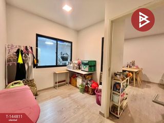 For sale 4 bedrooms townhouse in Bang Phli, Samut Prakan