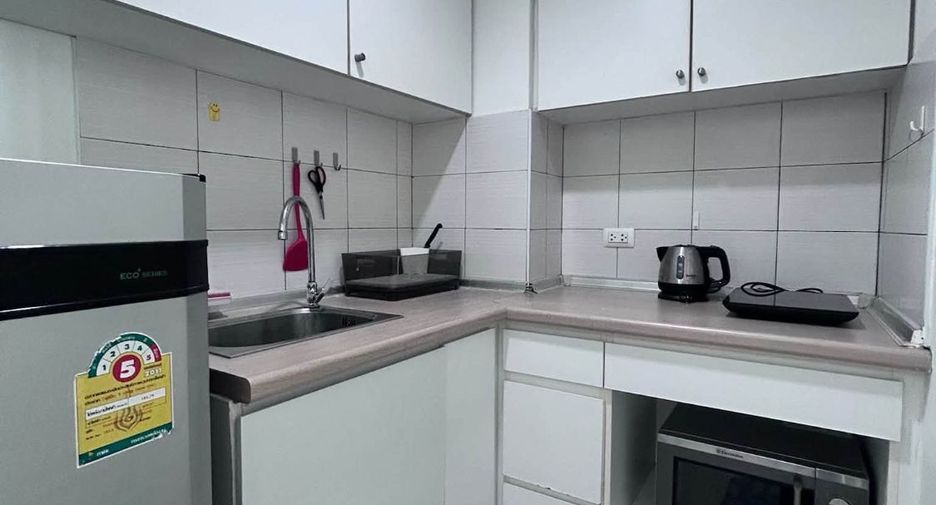 Wohnung zur Miete mit 1 Zimmer in Bang Lamung, Chonburi