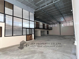 For rent warehouse in Din Daeng, Bangkok