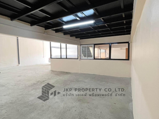 For rent warehouse in Din Daeng, Bangkok