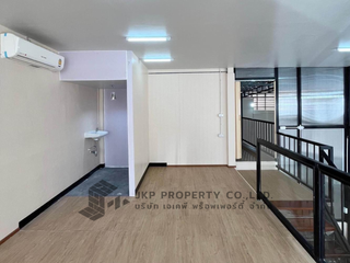 For rent warehouse in Din Daeng, Bangkok