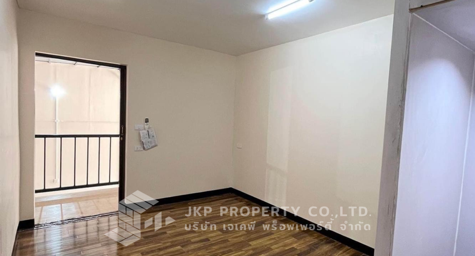 For rent warehouse in Din Daeng, Bangkok