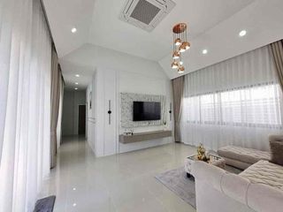 出租 3 卧室 别墅 在 Bang Lamung, Chon Buri