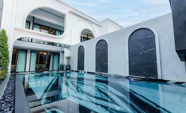 Villa zur Miete und zum Kauf mit 16 Zimmer in Bang Lamung, Chonburi