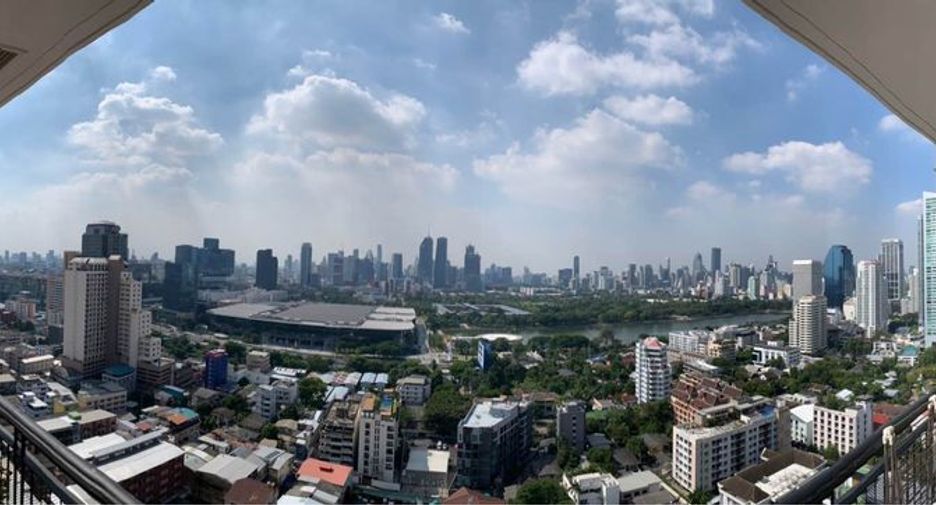 Apartment zur Miete und zum Kauf mit 3 Zimmer in Khlong Toei, Bangkok