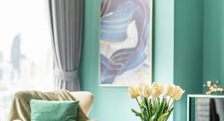 For rent 2 bedrooms apartment in Watthana, Bangkok