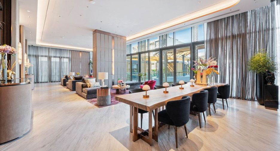 For rent 2 bedrooms apartment in Watthana, Bangkok