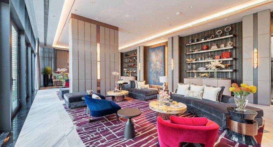 For rent 2 bedrooms apartment in Watthana, Bangkok