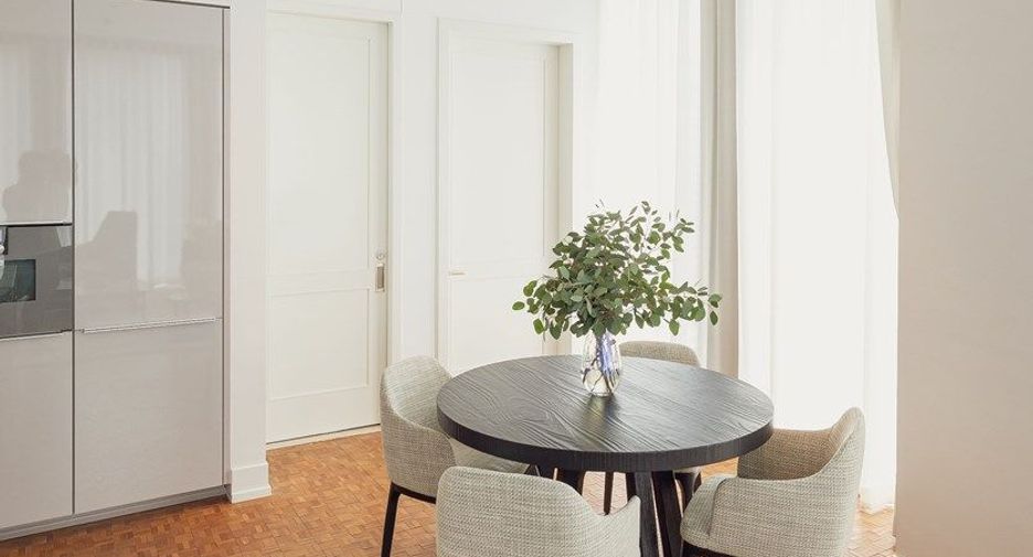For rent 2 bedrooms apartment in Sathon, Bangkok