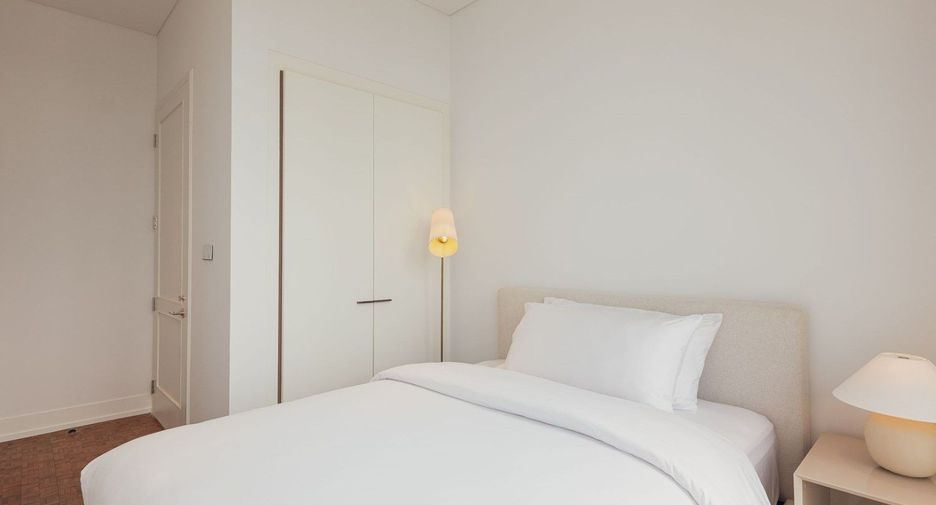 For rent 2 bedrooms apartment in Sathon, Bangkok