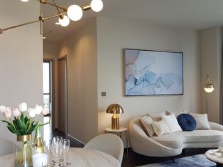 À louer et à vendre 2 chambres appartement à Pathum Wan, Bangkok