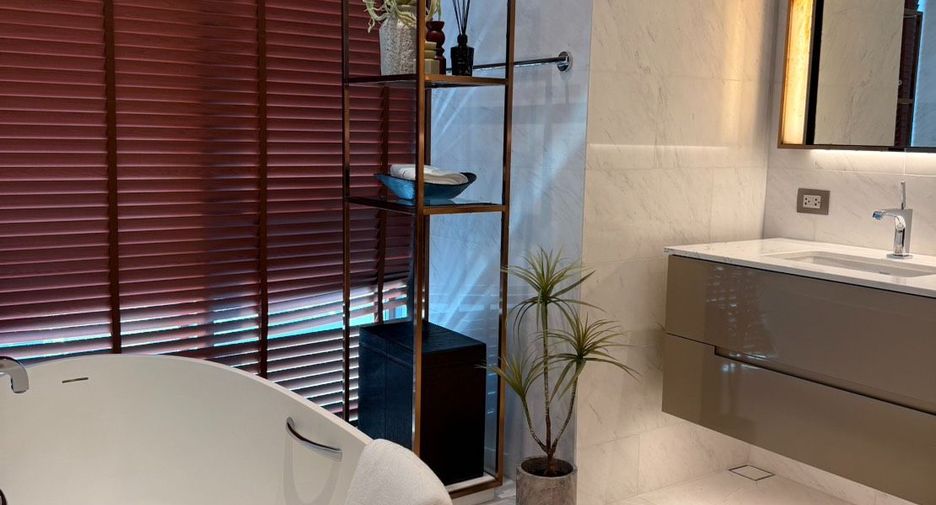 À vendre 2 chambres appartement à Pathum Wan, Bangkok