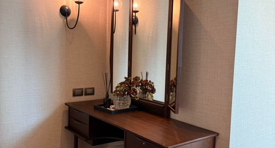 À vendre 2 chambres appartement à Pathum Wan, Bangkok