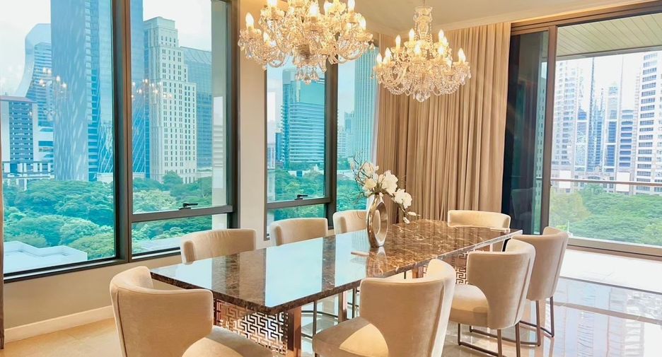 À louer et à vendre 2 chambres appartement à Pathum Wan, Bangkok
