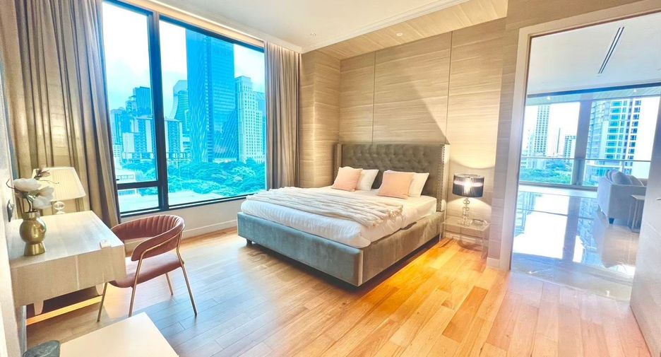 À louer et à vendre 2 chambres appartement à Pathum Wan, Bangkok