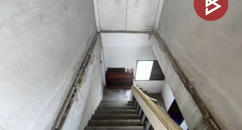 À vendre 2 chambres local commercial à Mueang Chachoengsao, Chachoengsao