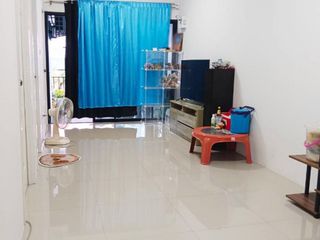 Reihenhaus zum Kauf mit 2 Zimmer in Krathum Baen, Samut Sakhon