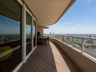 For sale 4 bedrooms condo in Khlong San, Bangkok