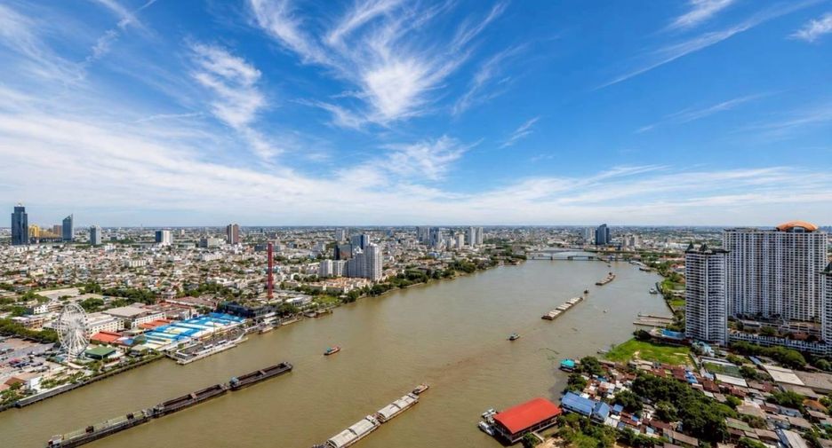 For sale 4 bedrooms condo in Khlong San, Bangkok