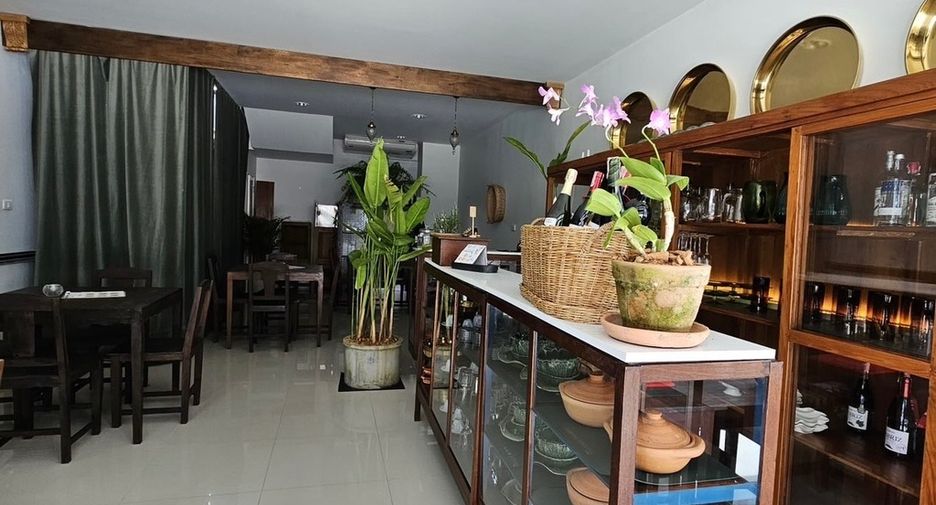 For sale retail Space in Mueang Krabi, Krabi
