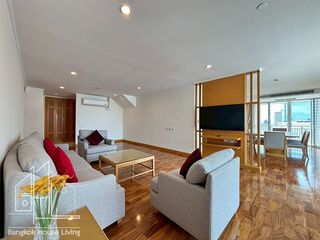 For rent 3 ベッドルーム condo in Khlong Toei, Bangkok