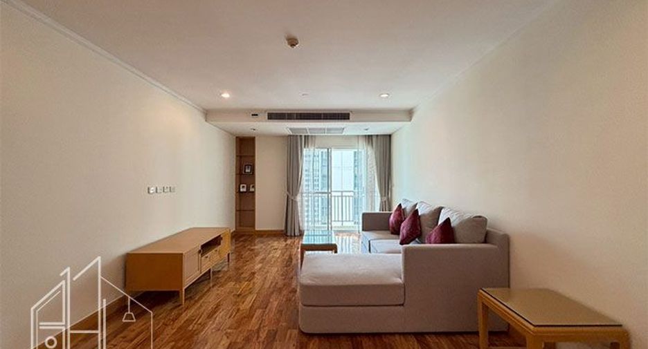 For rent 3 bedrooms condo in Khlong Toei, Bangkok