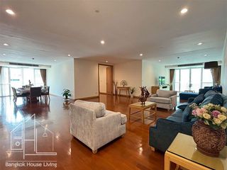 For rent 3 ベッドルーム condo in Khlong Toei, Bangkok
