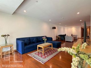 For rent 3 ベッドルーム condo in Khlong Toei, Bangkok