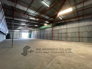 For rent warehouse in Saphan Sung, Bangkok